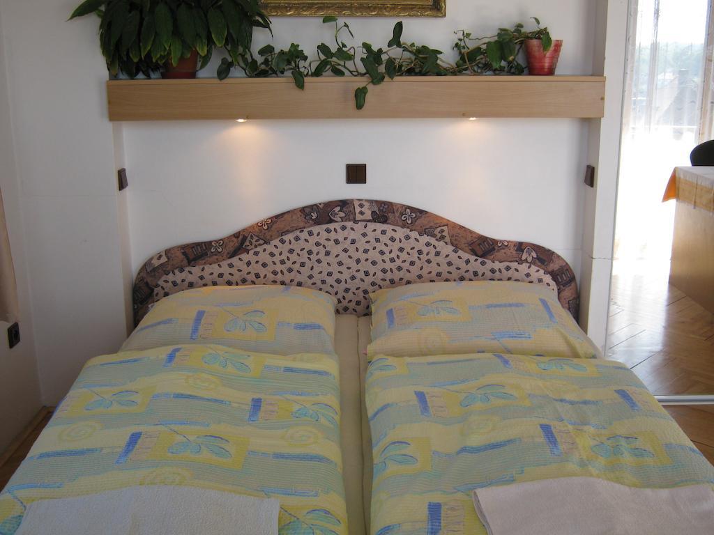Privat Apartma Ulrych Liberec Chambre photo
