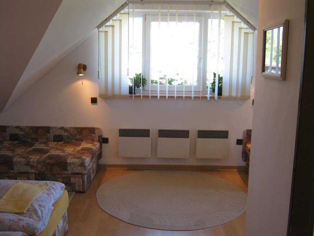 Privat Apartma Ulrych Liberec Chambre photo