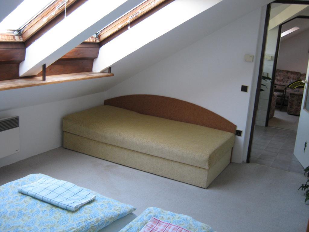Privat Apartma Ulrych Liberec Chambre photo