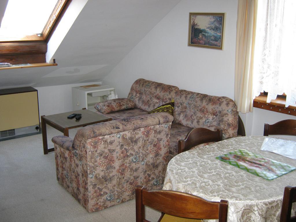 Privat Apartma Ulrych Liberec Chambre photo