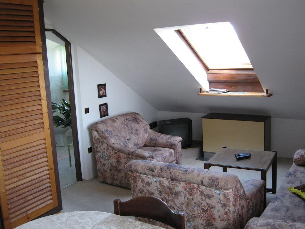 Privat Apartma Ulrych Liberec Chambre photo